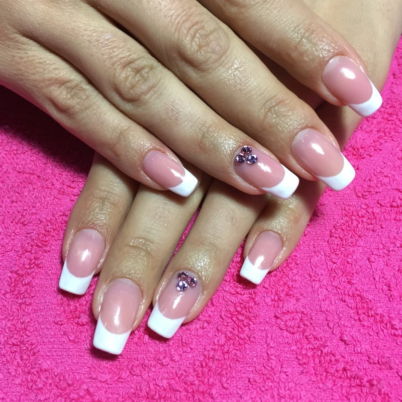 Французский маникюр история возникновения