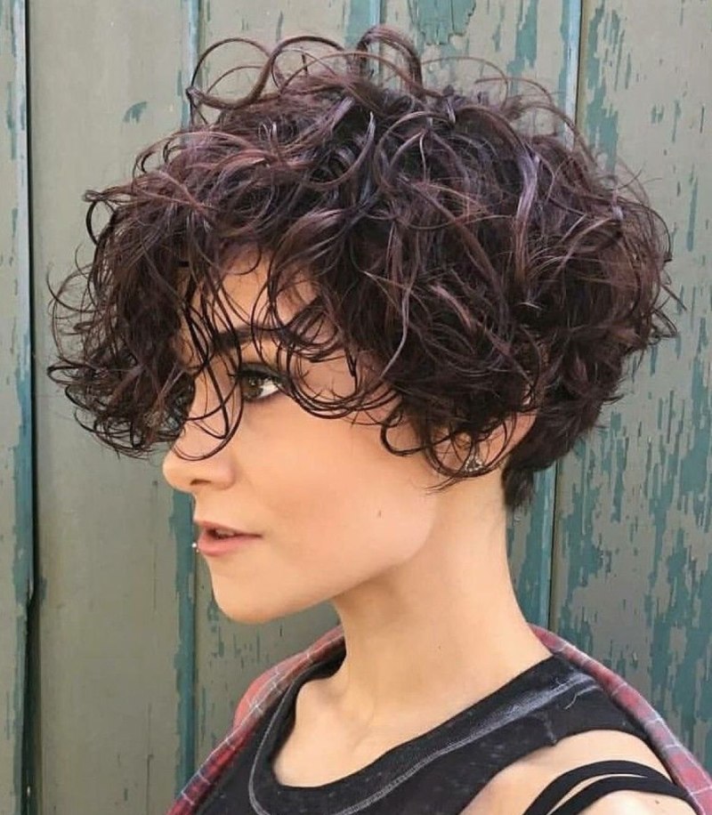 Стрижка Пикси-Боб на кудрявые волосы