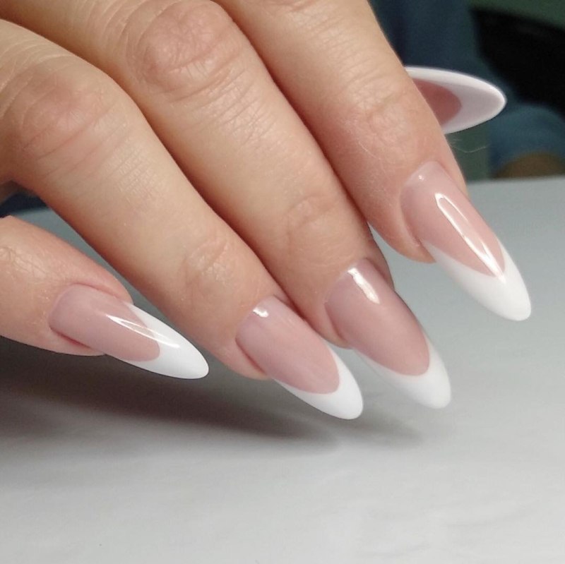 Выкладной френч белый миндаль