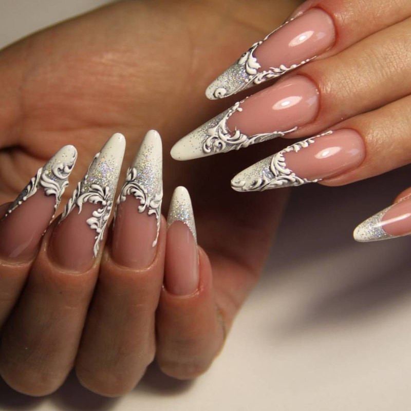 Выкладной френч острый миндаль