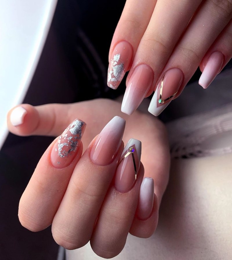 Выкладной френч миндаль