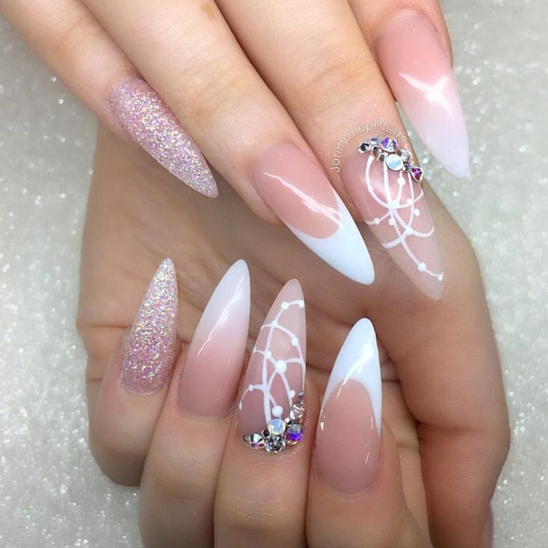 Френч на острые ногти