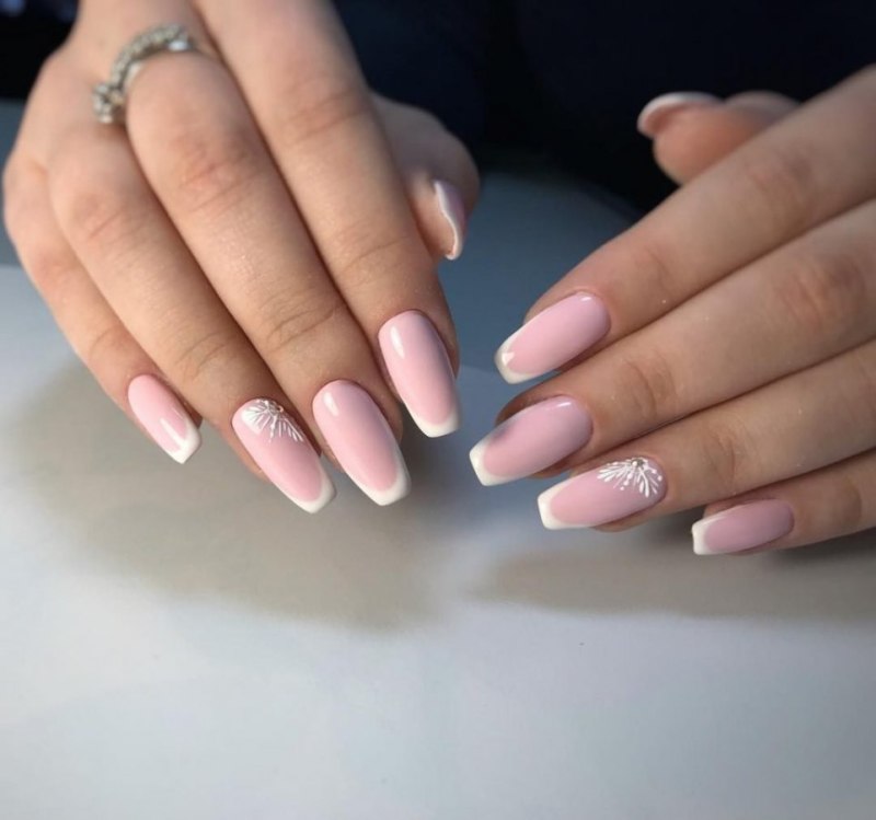 Ногти френч