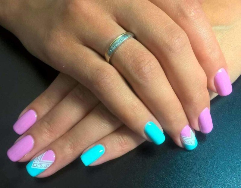 Разноцветные ногти