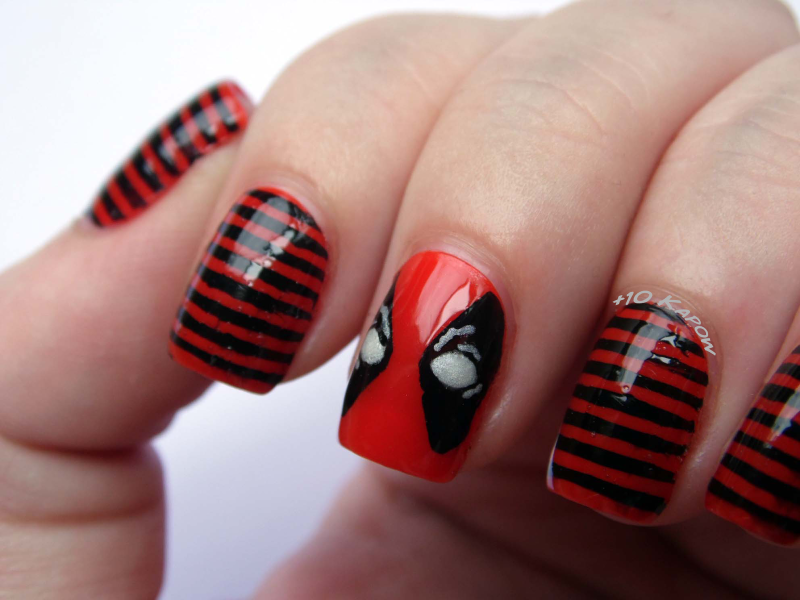 Маникюр Халк