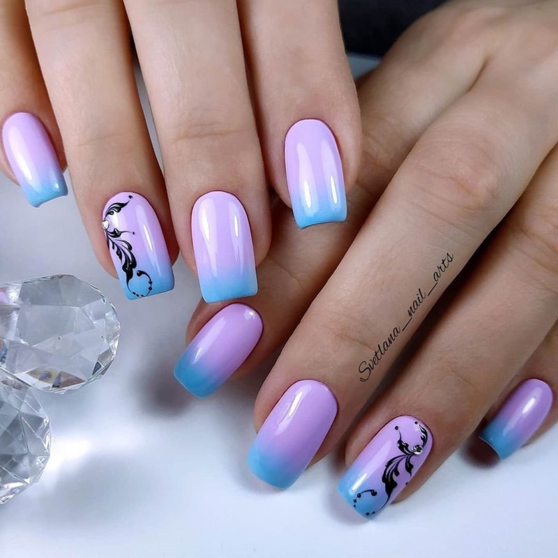 Белый маникюр