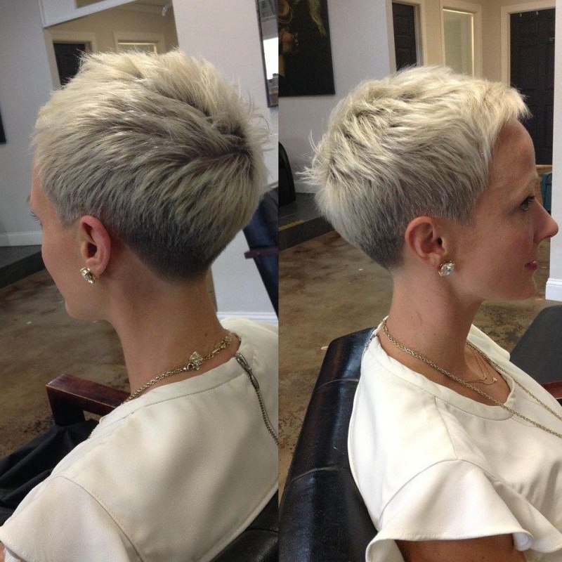 Стрижка с коротким затылком женская