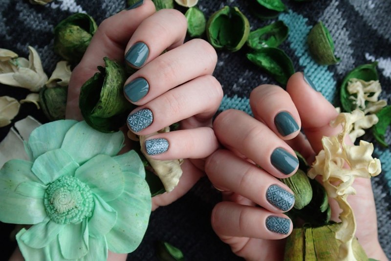 Ногти дизайн новинки 2022 Весна яркие салатовые