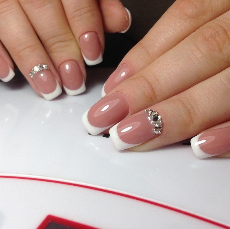 Шеллак френч со стразами