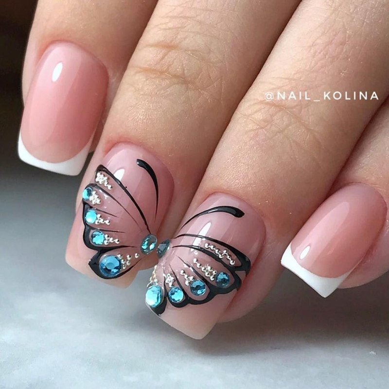 Красивые ногти с бабочками