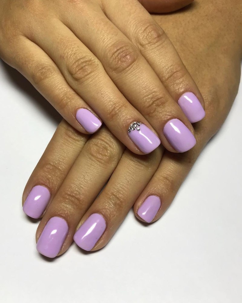 Красивые однотонные ногти