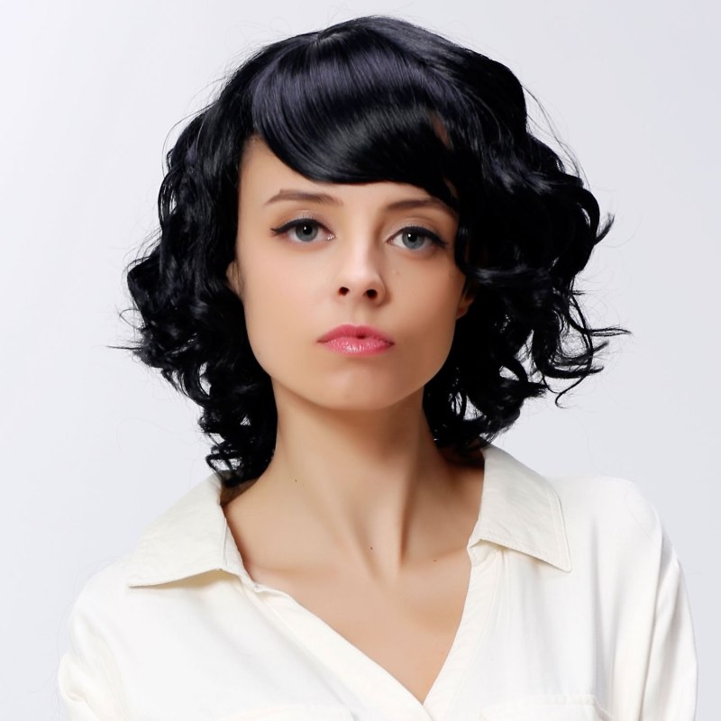 Стрижка Боб Каскад на короткие волнистые