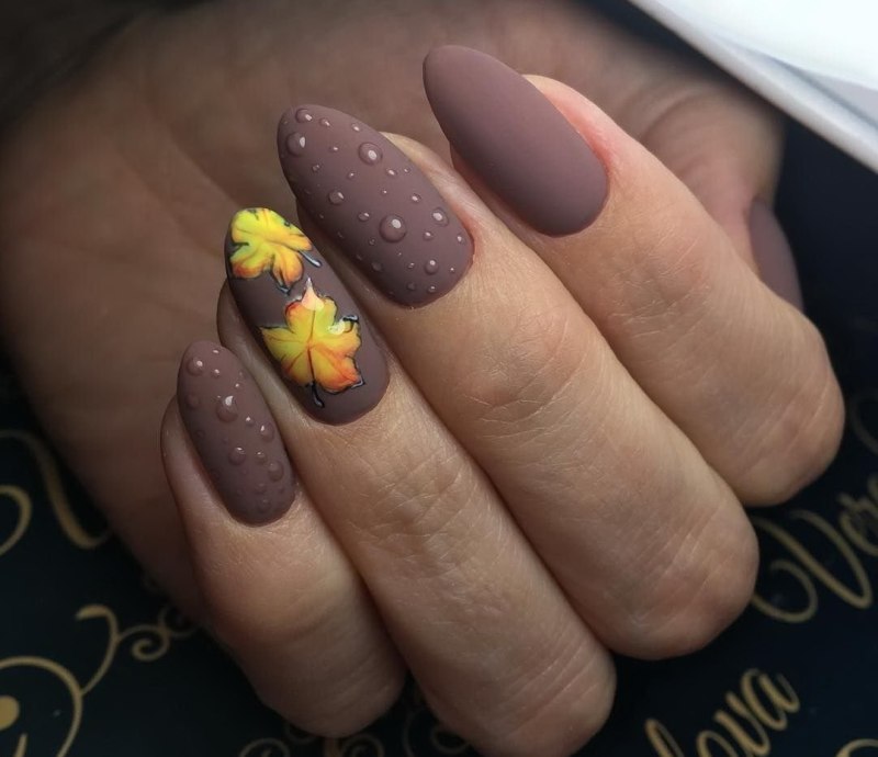 Маникюр осень-зима 2020-2021