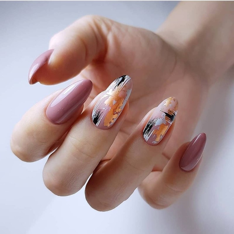 Красивый осенний маникюр