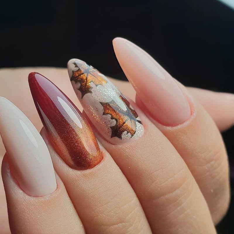 Осенний маникюр на миндалевидные ногти