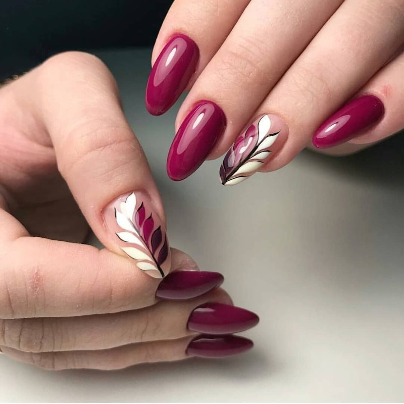 Осенний маникюр миндаль