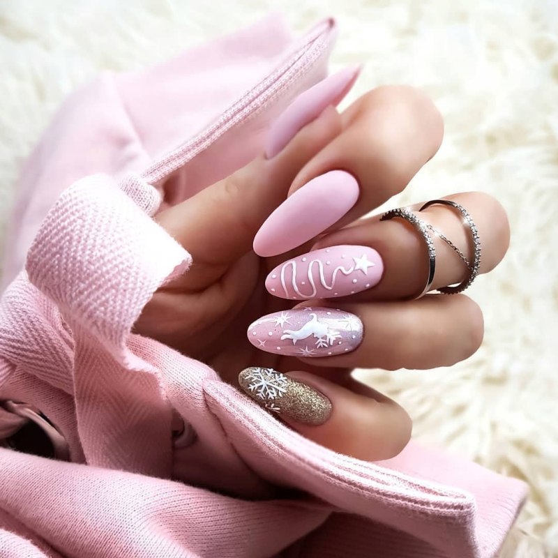 Маникюр под розовое платье на свадьбу