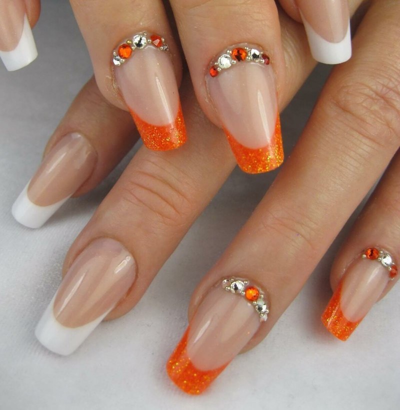 Оранжевый маникюр