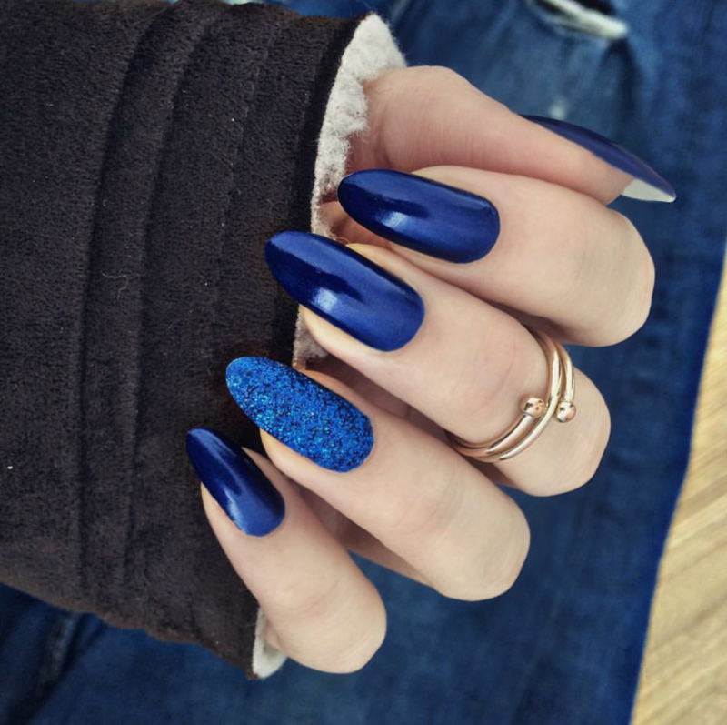 Мвниу синий с молочным