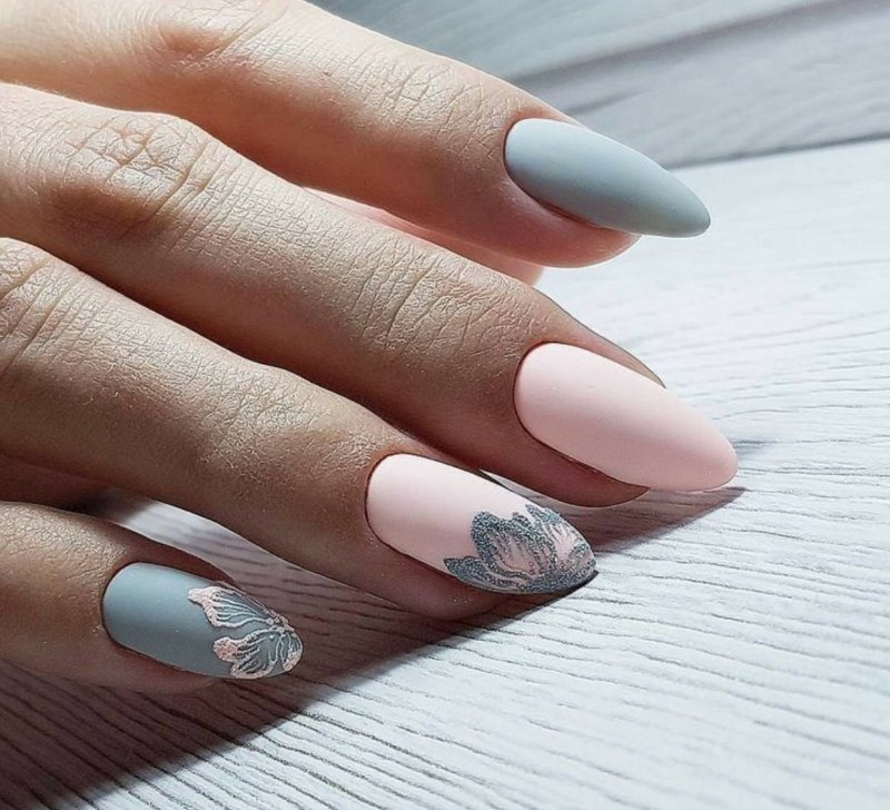 Френч омбре миндаль