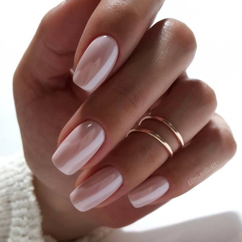 Нежные жемчужные ногти