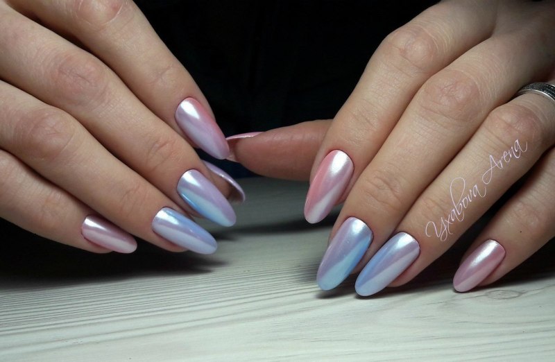Маникюр френч и градиент и втирка