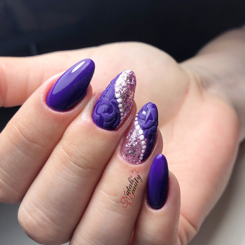 Маникюр с паутиной