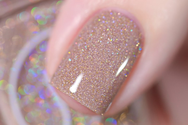 Ногти стального цвета