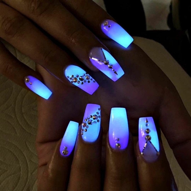 Зеркальные ногти