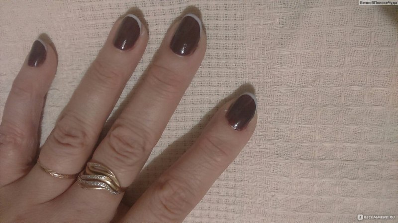 Гель лак затек на кутикулу