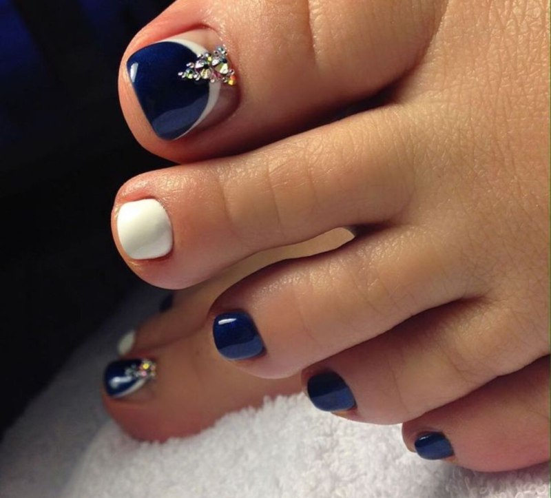 Педикюр дизайн ногтей