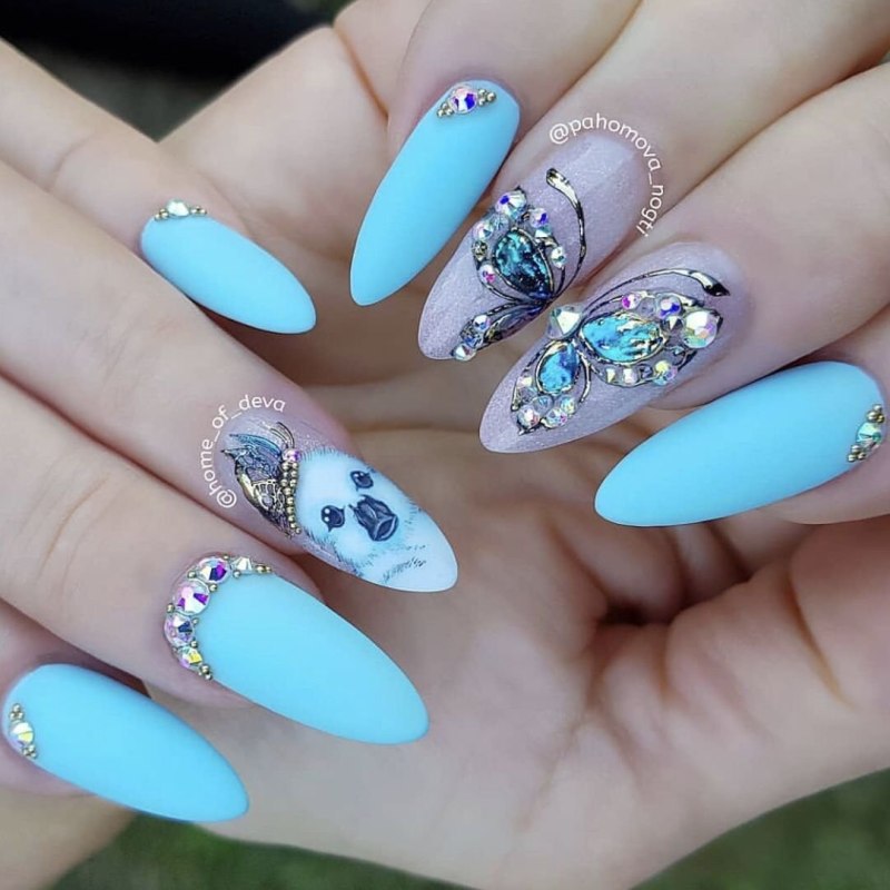 Маникюр со стрекозой