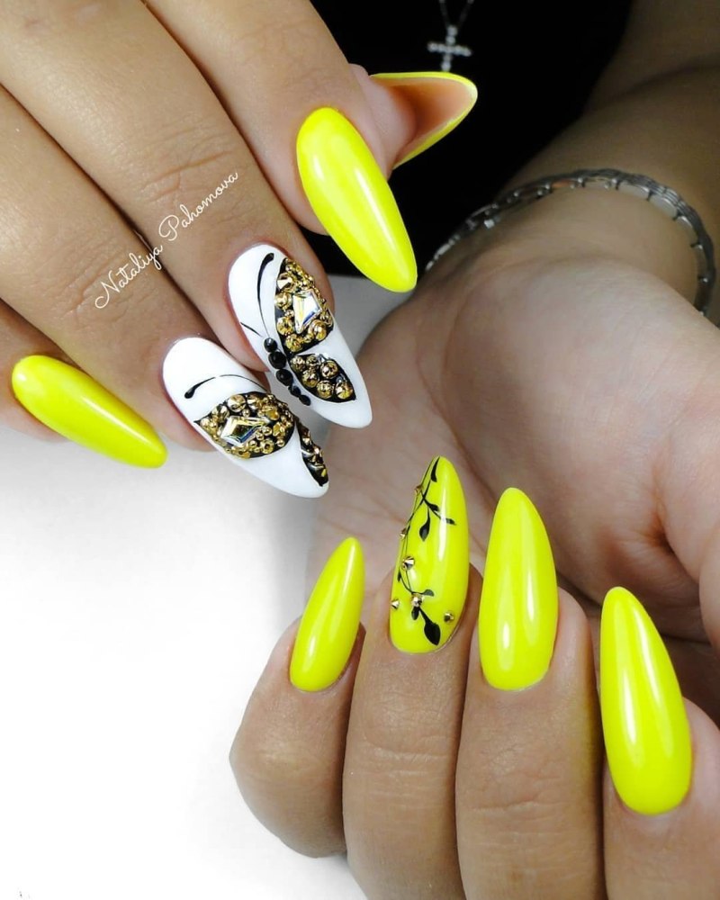 Шикарные яркие ногти