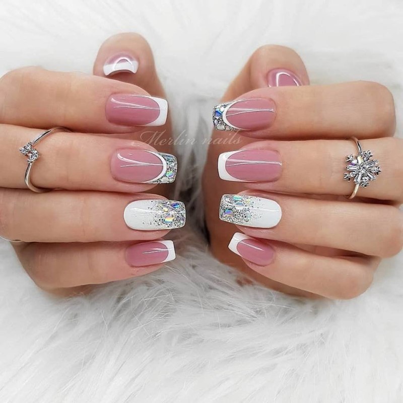 Красивый французский маникюр