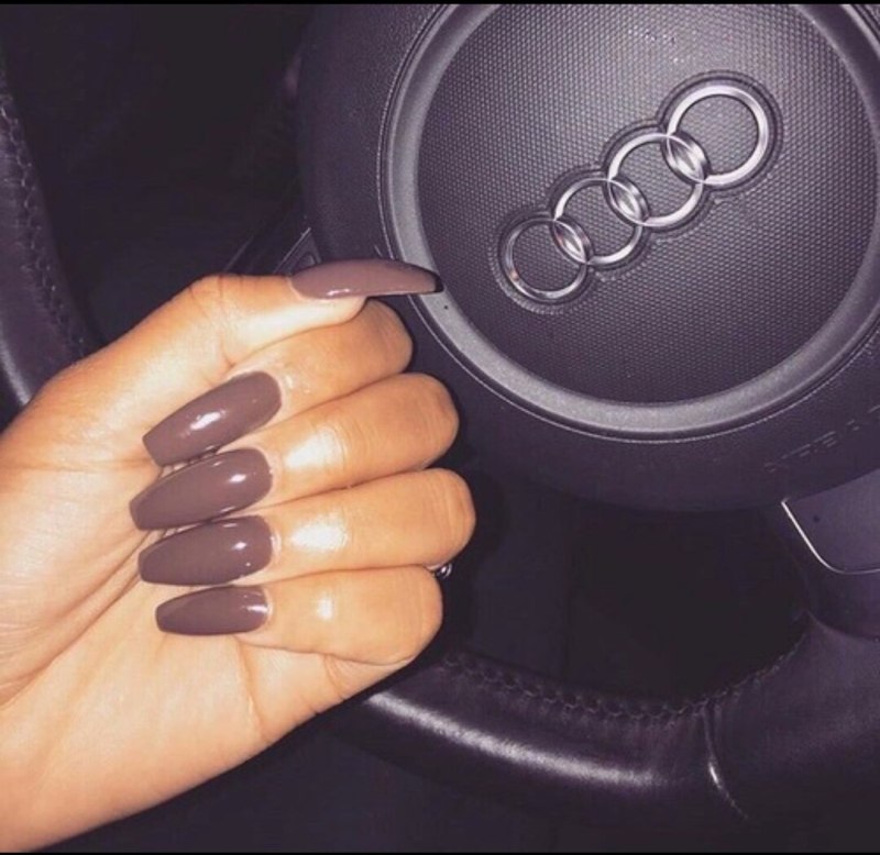 Женские ногти руль