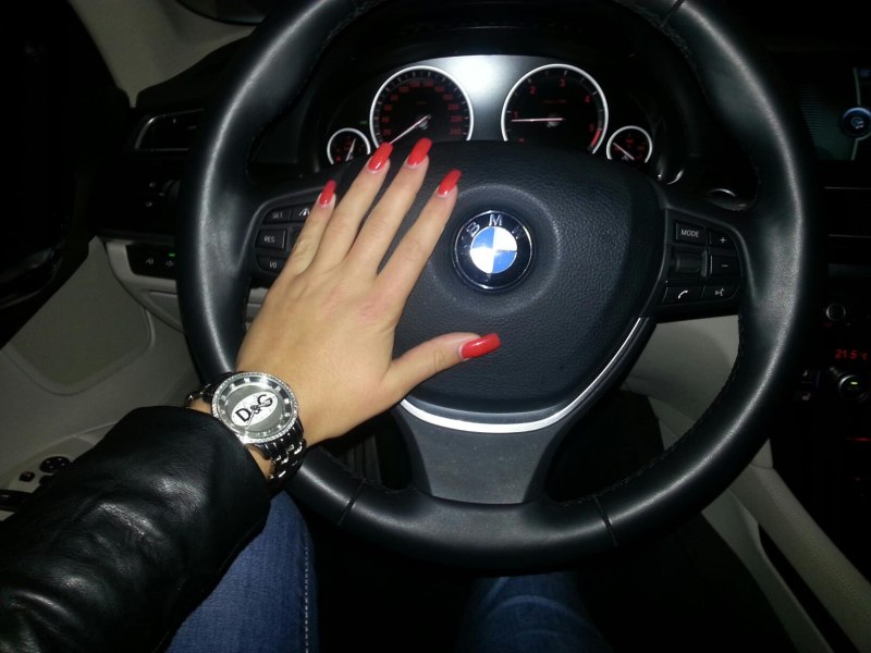 Маникюр пепельного цвета