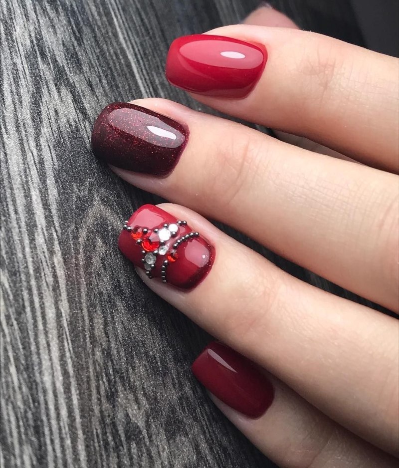 Шикарные бордовые ногти