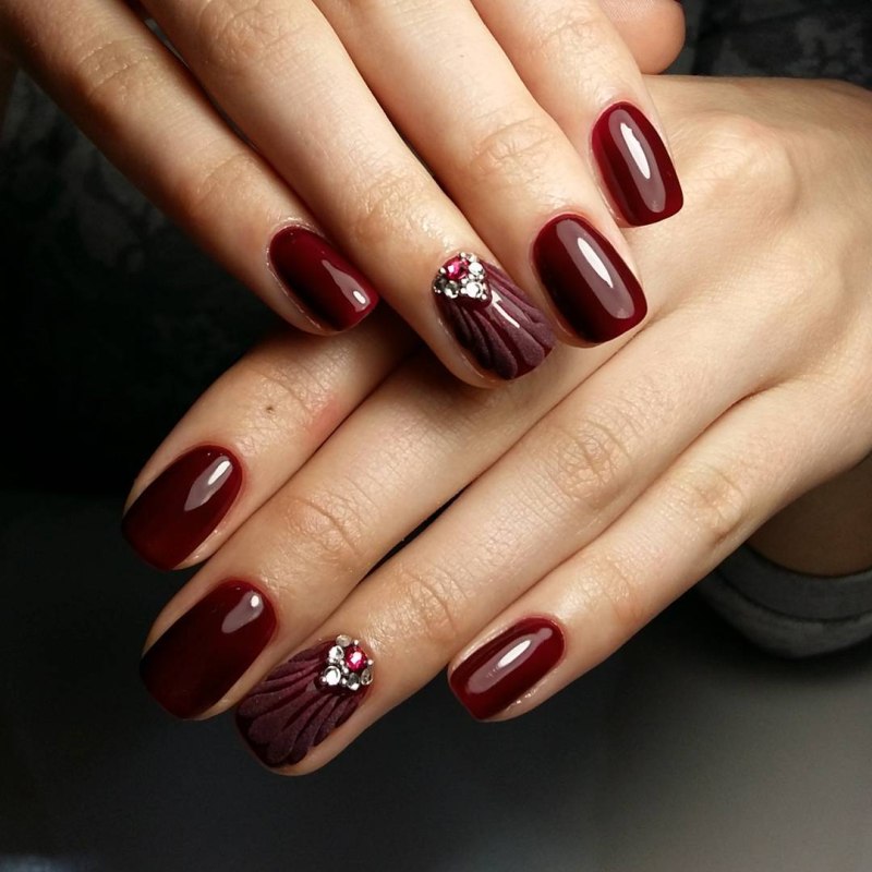 Лак бургунди