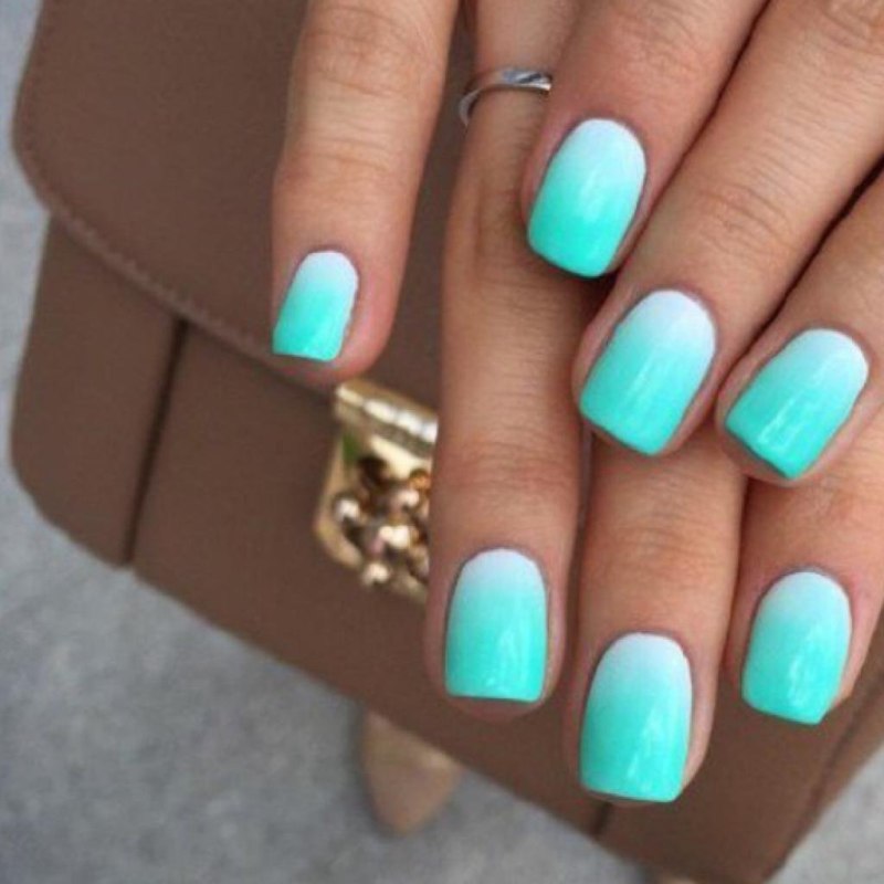Маникюр омбре бирюзовый