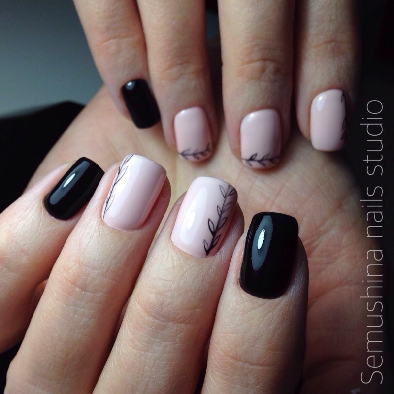 Коричневый маникюр