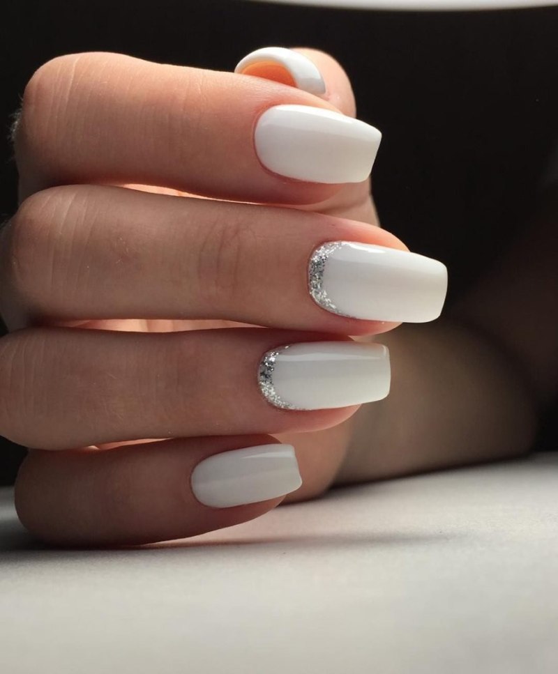 Идеи белого маникюра 2020