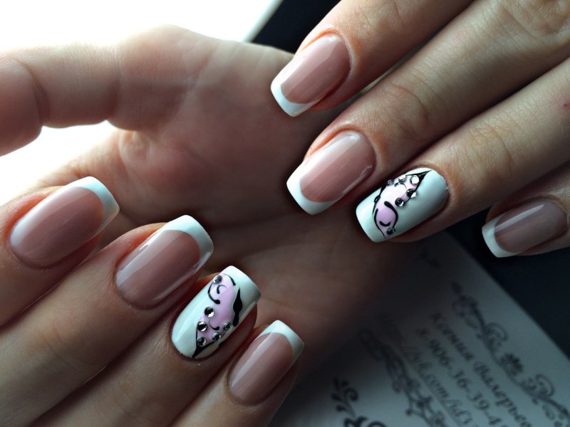 Маникюр на квадратные ногти лето