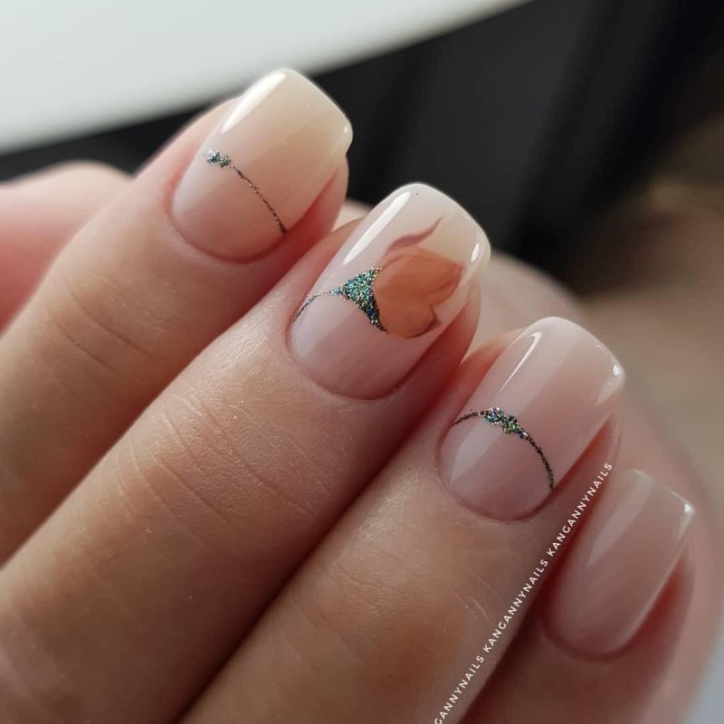 Ногти квадрат