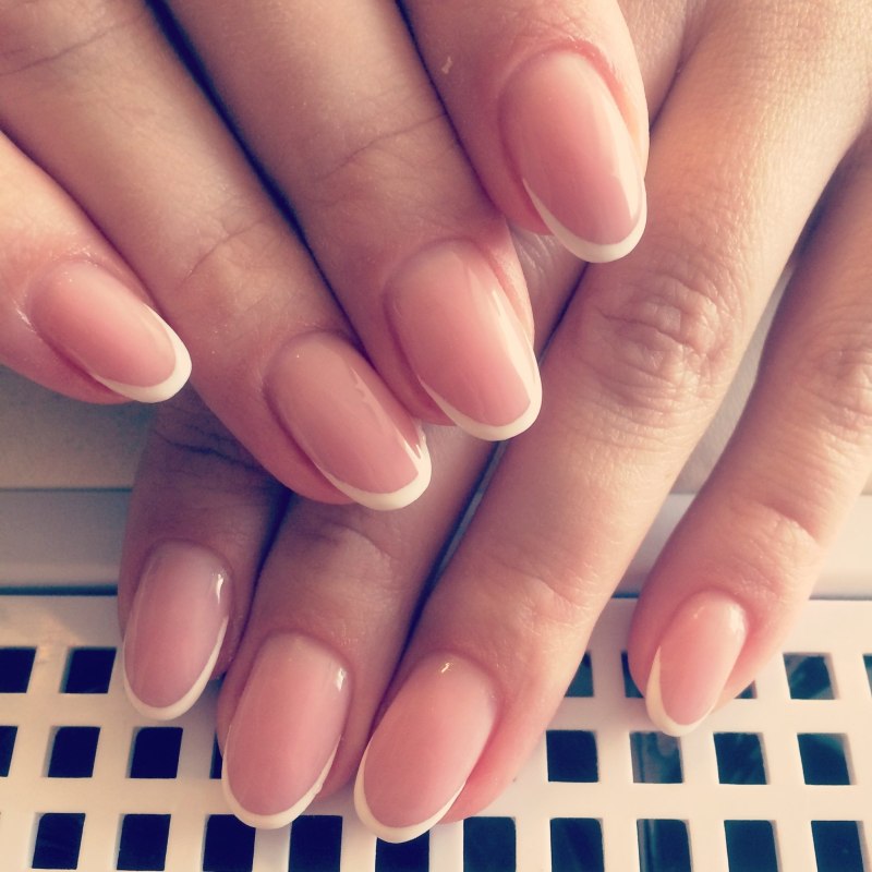 Френч маникюр