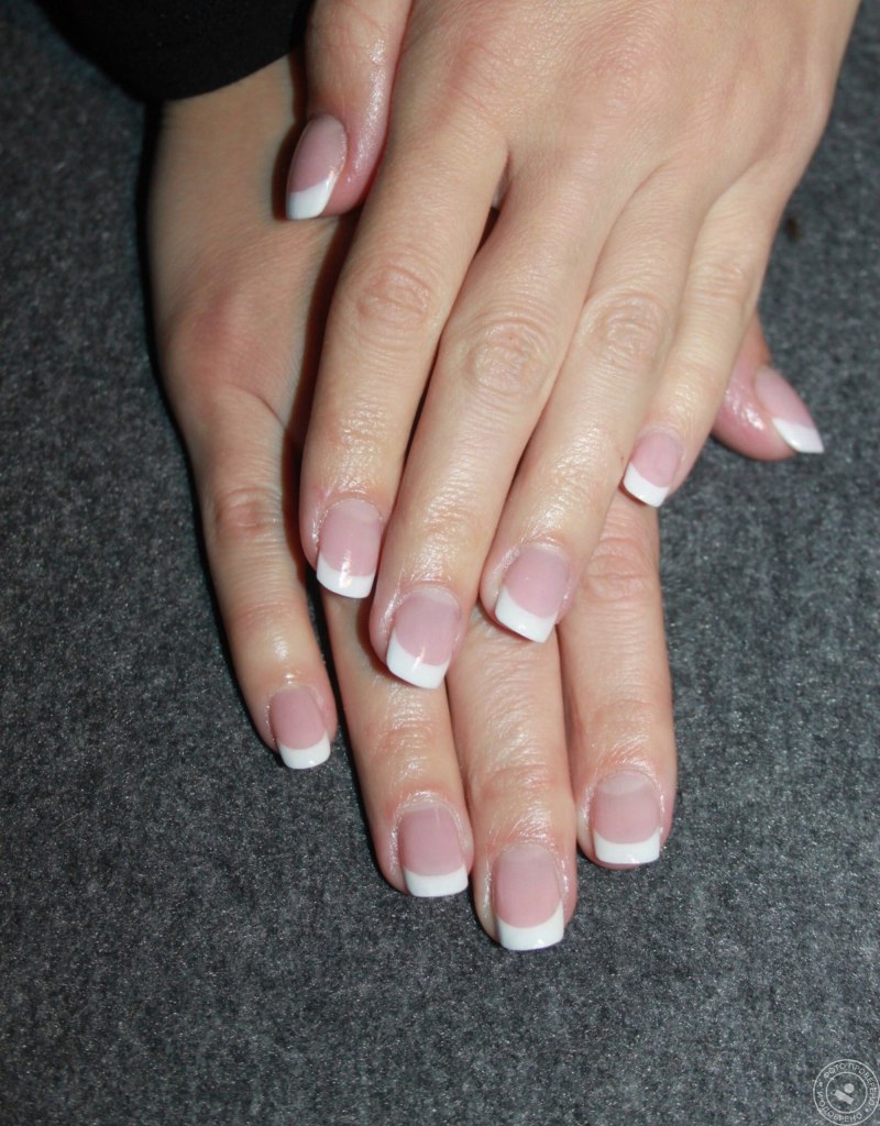 Красивые аккуратные нарощенные ногти