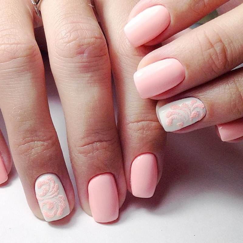 Наращивание ногтей френч