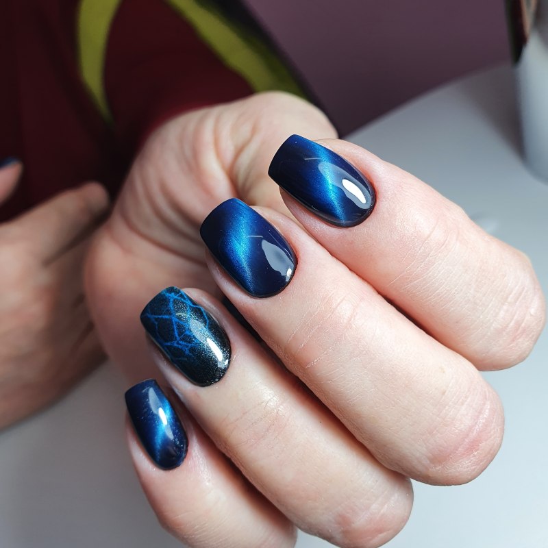 Маникюр кошачий глаз 2022