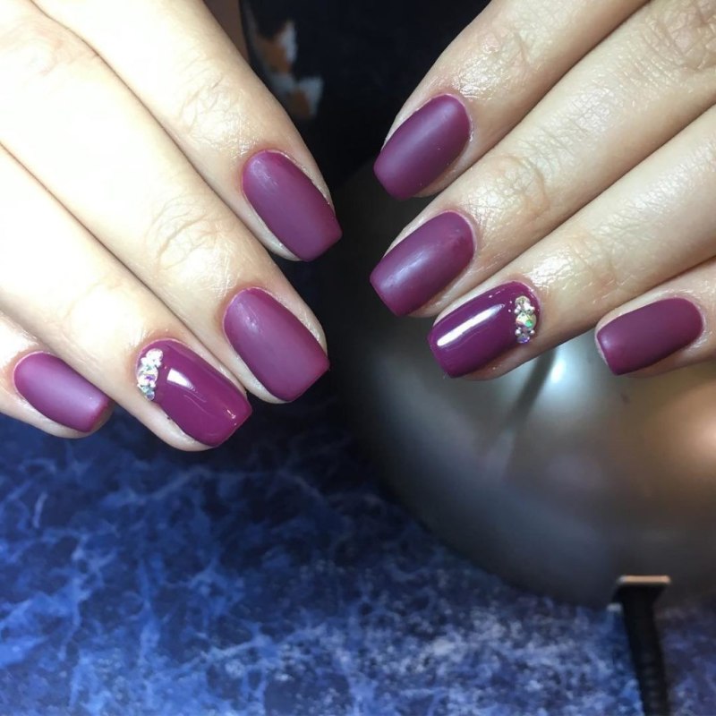 Нюдовый маникюр 2020 миндаль с втиркой