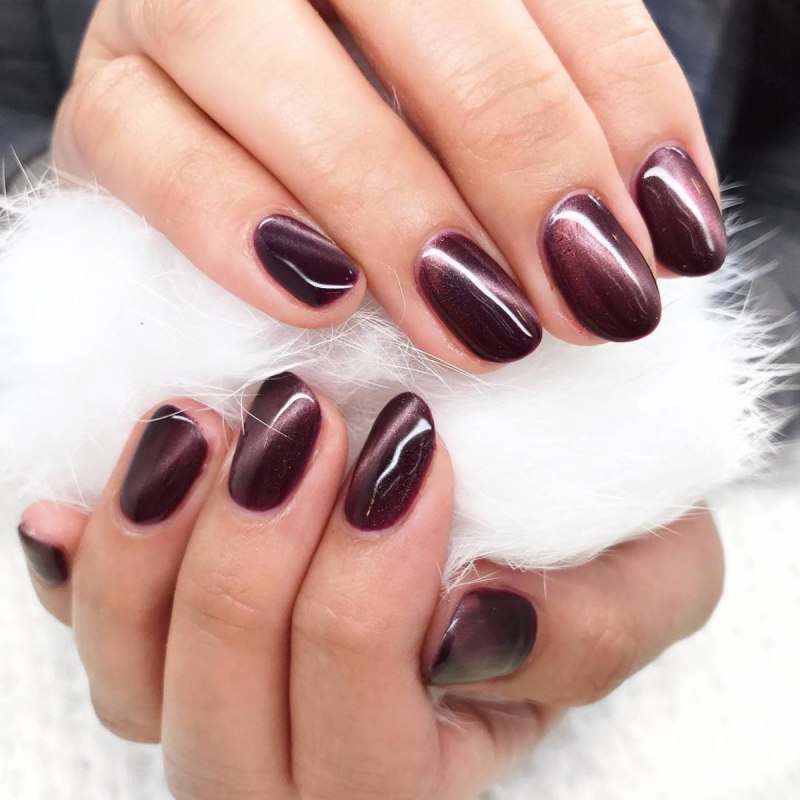 Маникюр кошачий глаз светлые тона