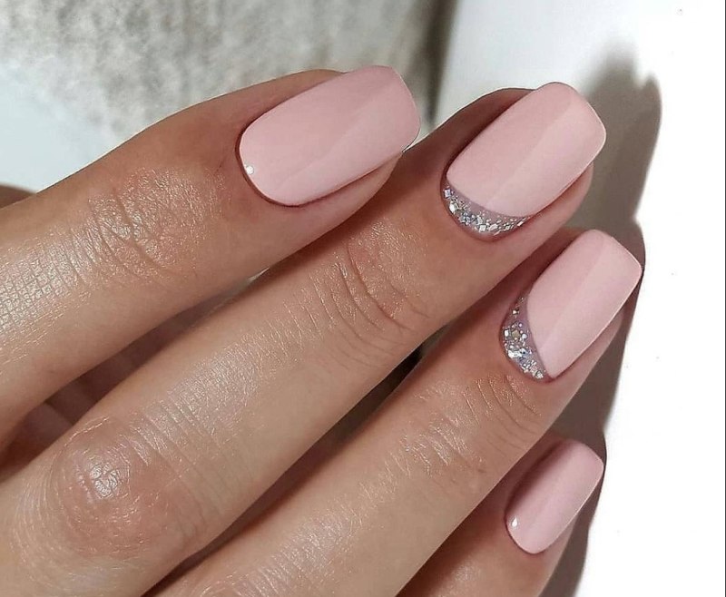 Маникюр светлые оттенки